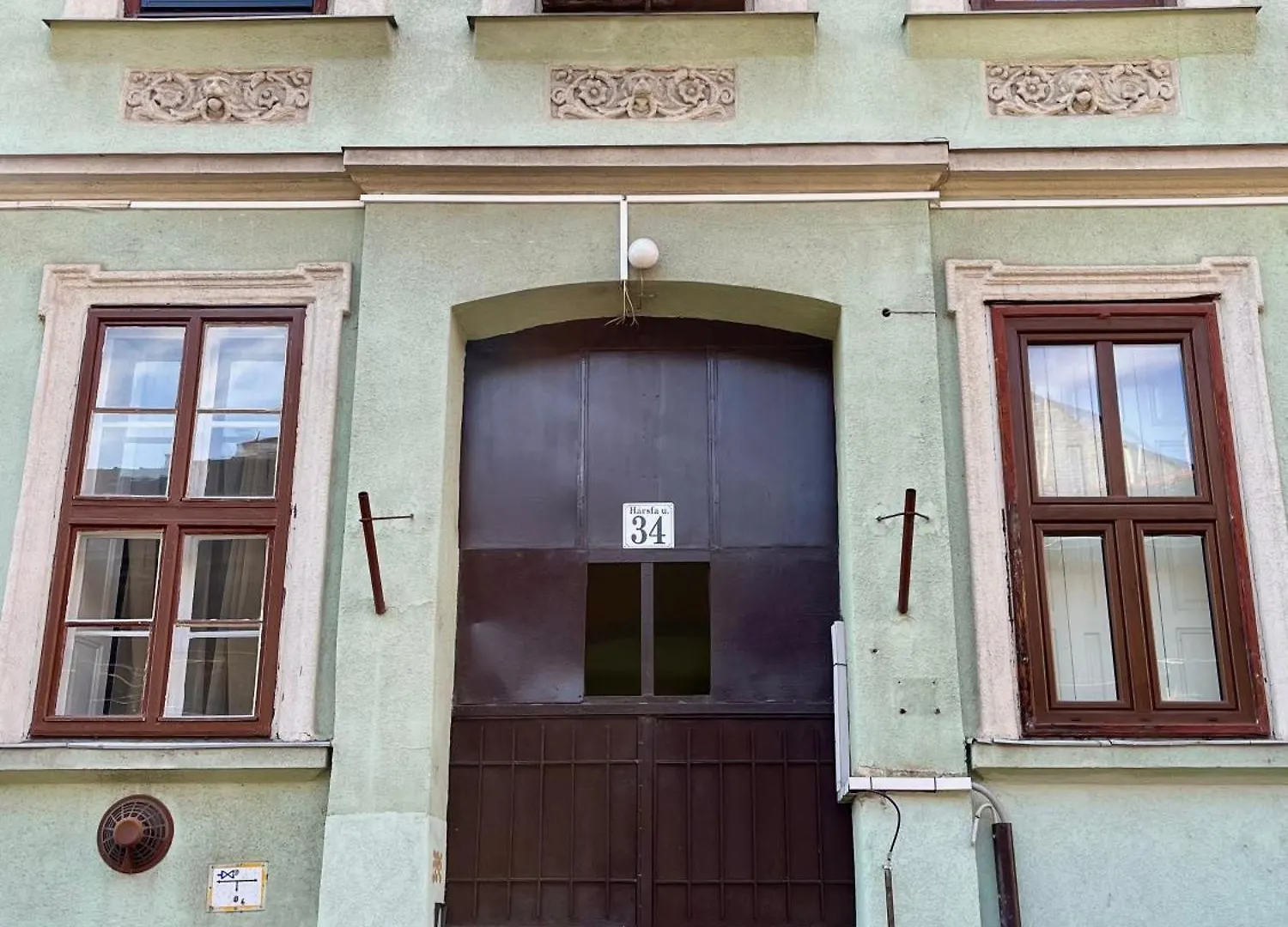 Cozy Downtown Apartment Budapest Hungary
